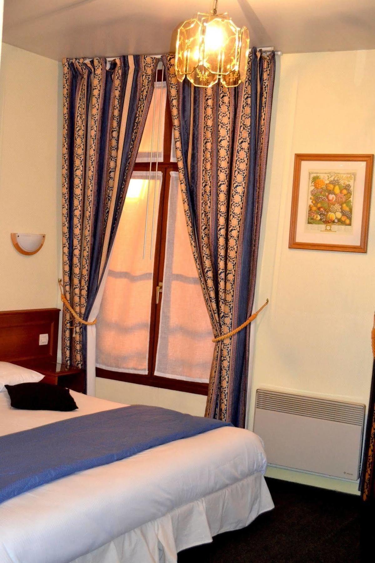 Logis Hotel & Restaurant - Les Hauts De Montreuil مورويْ سور مير المظهر الخارجي الصورة